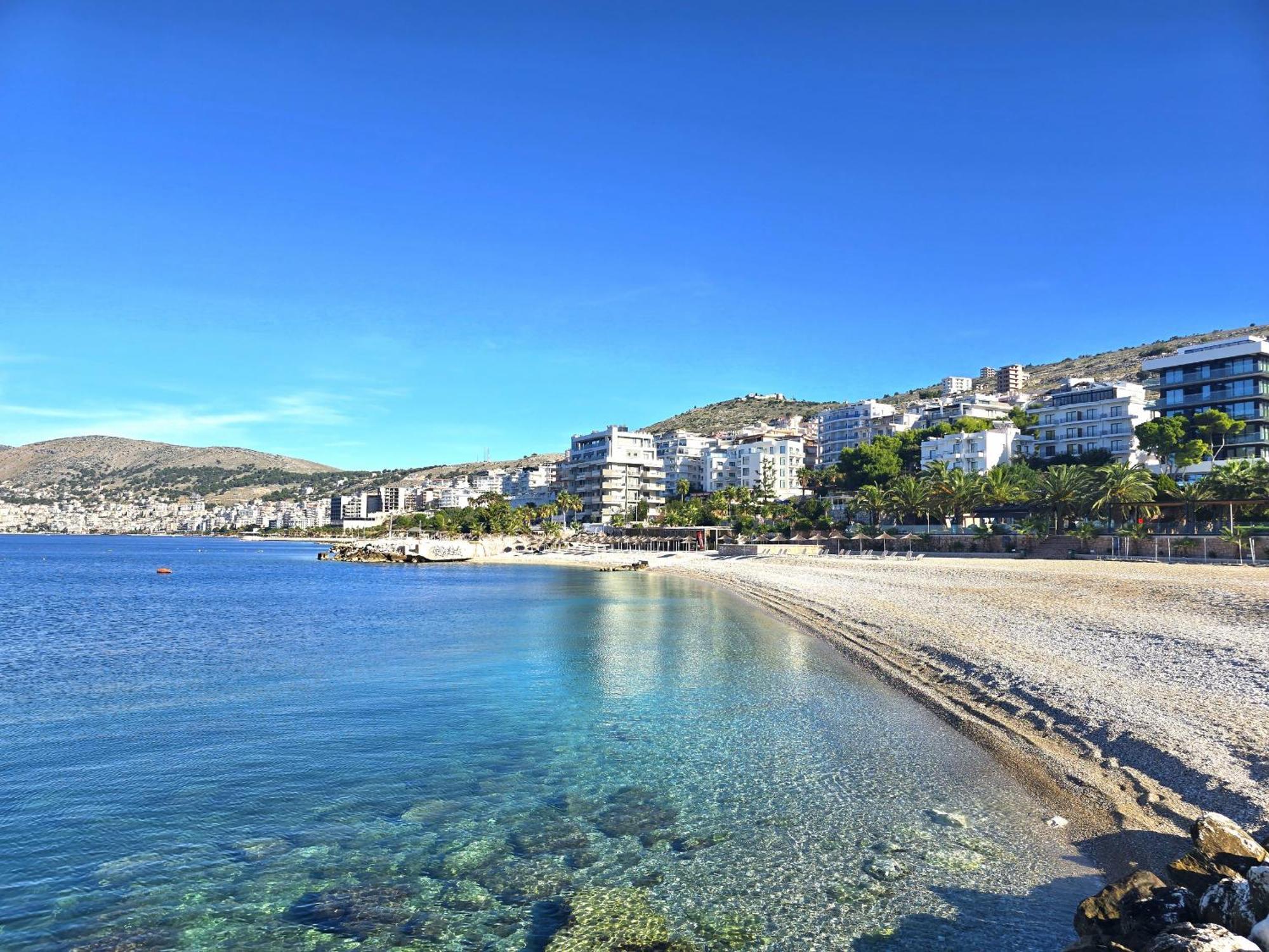 Sunset Penthouse Lägenhet Sarandë Exteriör bild
