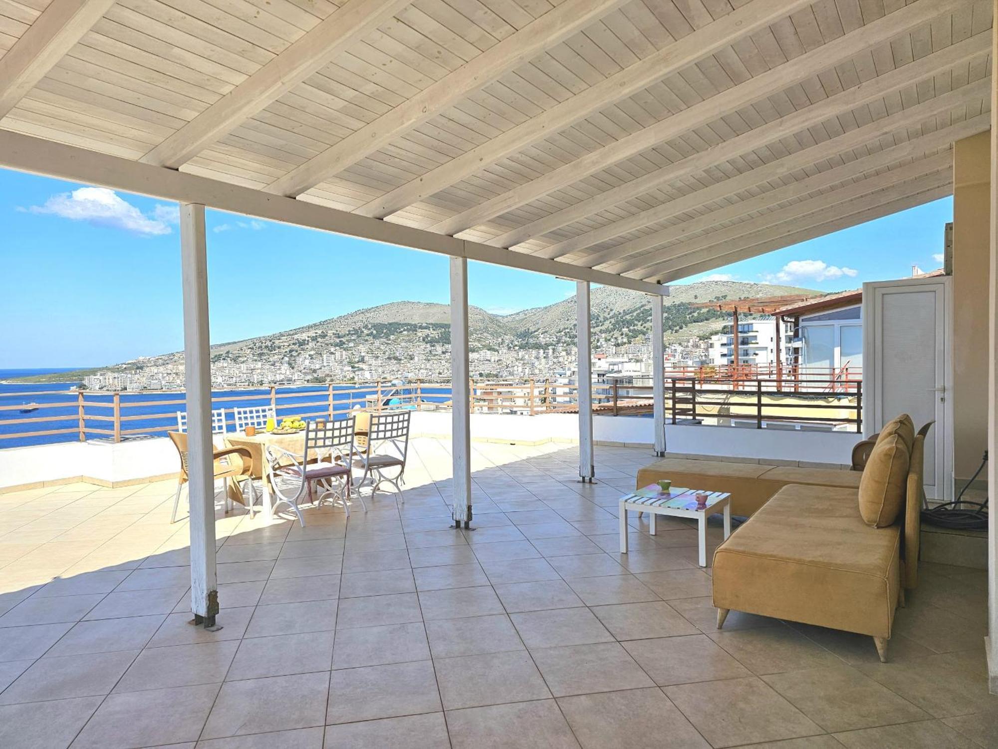 Sunset Penthouse Lägenhet Sarandë Exteriör bild